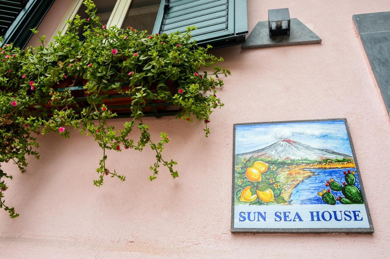 贾迪尼-纳克索斯Sun Sea House Taormina公寓 外观 照片
